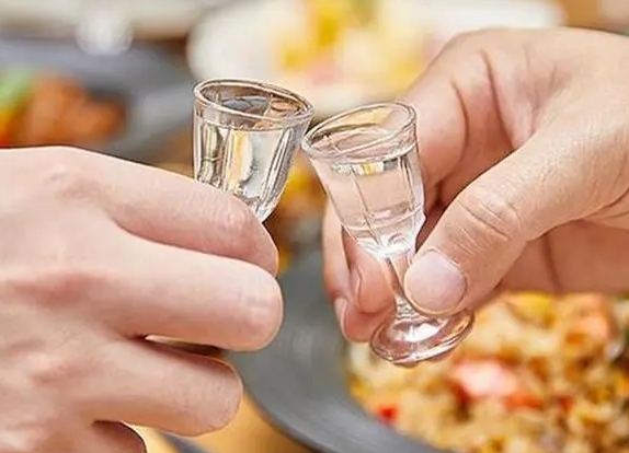 怀庄酱香酒加盟连锁条件.jpg